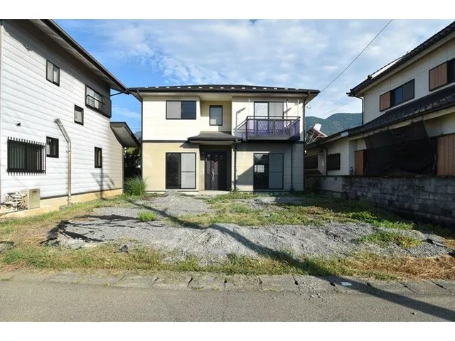 5 minutes on foot from Toyo Elementary School!