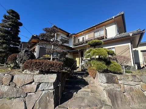 ◇Renovation history available◇Good sunlight◇Spacious 6K+S◇Ample storage