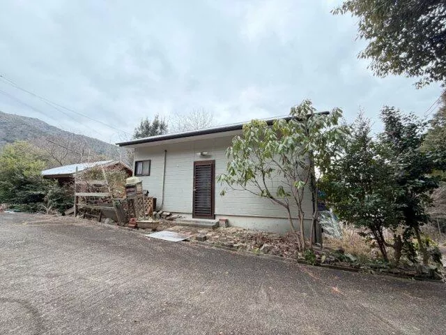 Kurodasho-cho Kadoyanagi, Nishiwaki-shi, Kanagawa (Kurodasho Sta.) Single story house, 1DK

1,980,000 yen