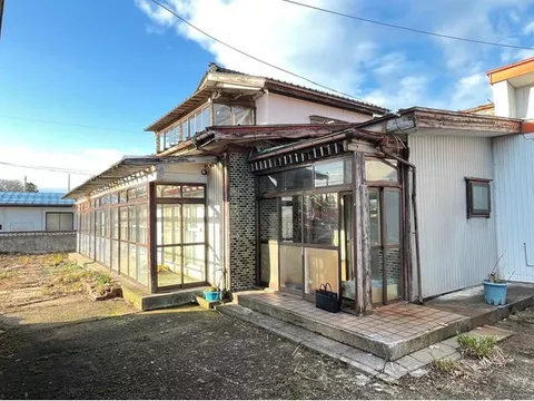 Morimoto, Kuikigun (Kubiki Station) 800,000 yen