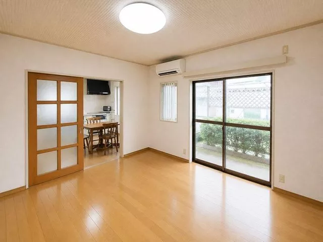 [Southwest corner lot + immediate reservation available] All-electric ■ With garden! 4LDK with storage in all rooms