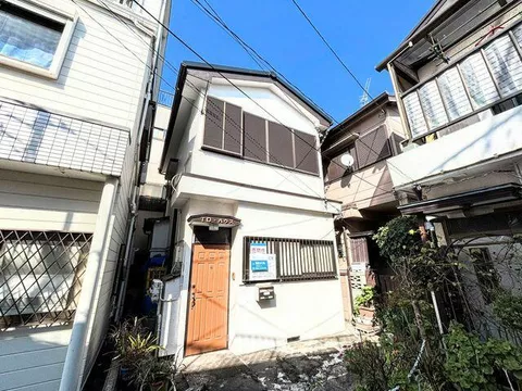 Katsushika-ku, Higashi-Shinkoiwa 6-chome (Shinkoiwa Station) 2-story 2K