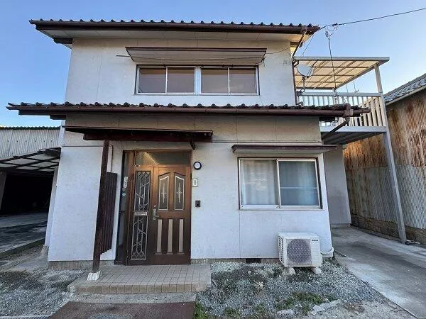 Tamano City, Yahama-cho Yahama (Yahama Station) 2-story building 5SLDK