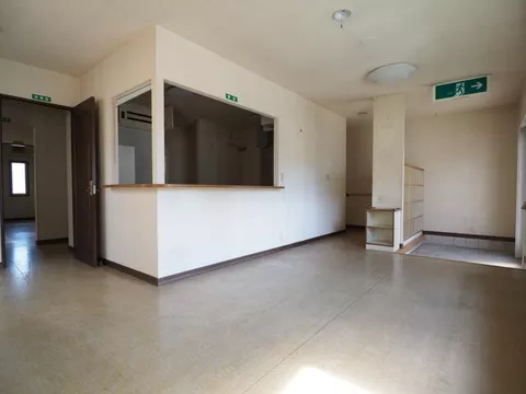 Wakayama City Kemi (Kuroe Station) two-story building 12DK - Image 3