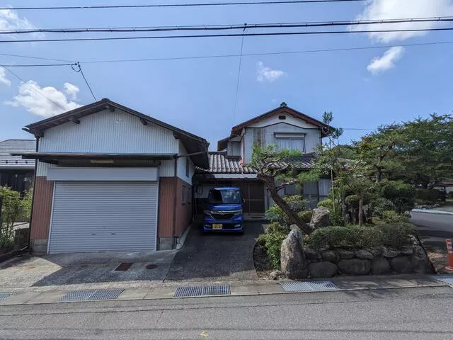 Nantan City, Hiyoshi Town, Kamigoma Hiro no (Goma Station) 2-story building 5K