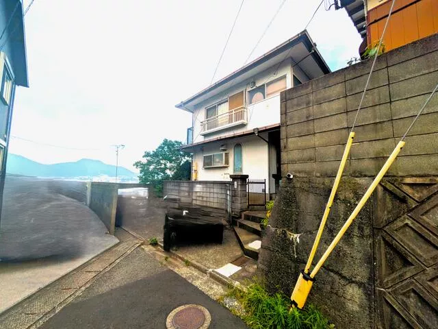 1-chome Mukai-machi, Hikoshima, Shimonoseki City (Shimonoseki Station) 2-story 4LDK