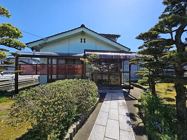 Used single-family home, Manyosen Shogawaguchi Station 9 minutes on foot