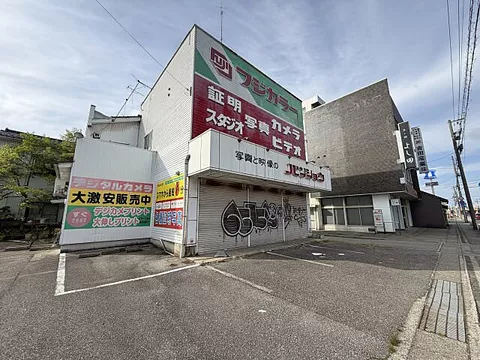 Used single-family home, Ainokaze Toyama Railway Takaoka Yabunami Station 21 minutes on foot