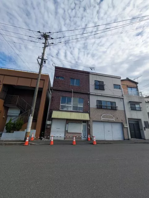 Kyoto District, Kanda Town, Isohama 1-chome (Kanda Station) 3-story 3DK