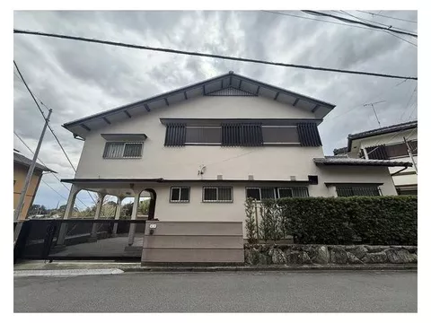 ◇ Quiet residential area ◇ Frontage over 16m ◇ Parking available (depending on vehicle type) ◇