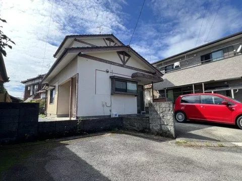 Koganakamachi (Yatsushiro Station) 8,200,000 yen