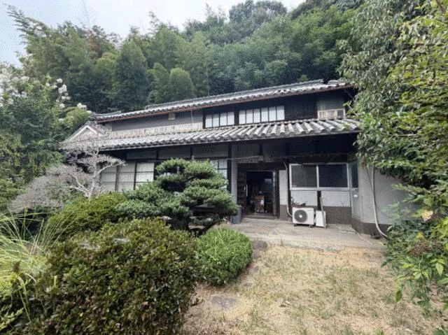 Kurashiki City, Tamashima Kurozaki (Kankou Station), single-story building, 6LDK