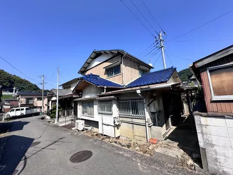 Keishou Town, Yahatanhigashi Ward, Kitakyushu City (Space World Station) 2-story 7DK