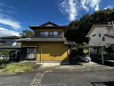 Fujinomiya City Nonaka (Fujinomiya Station) two-story building 6DK
