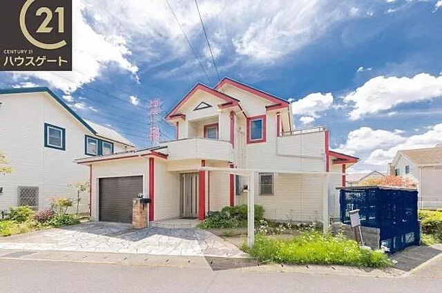 Used single-family home in Yuki-ga-oka, Kamikamikawa Town, Kawachi County.