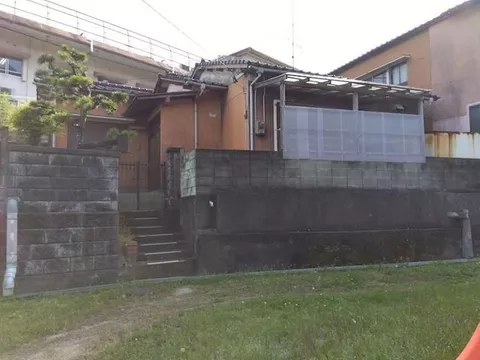 The seller has taken great care of it, so the interior is in good condition♪