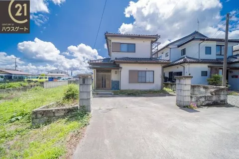 Sakura City, Ujiie (Ujiie Station) 2-story 5DK