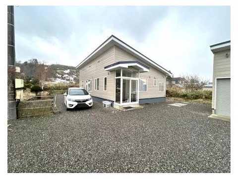 [Open House] Current sale until April 20 / Single-story / New earthquake resistance compliant / Parking for 4 cars available / Garden