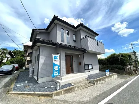 [Renovated] 3SLDK, parking for 2 cars, water facilities replaced, immediate handover possible