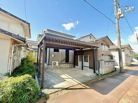 Used single-family home 24-25 Sakuragi-cho, Sanjo City
