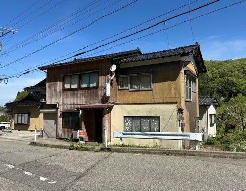 Kanazawa City, Yuwaku Tagoshima-cho I (Kanazawa Station) 2-story building 6SDK