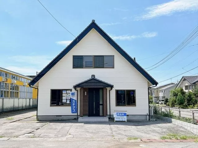 [Open House] [Move-in possible within the year] [Renovated / Immediate move-in possible] [New seismic and housing loan]