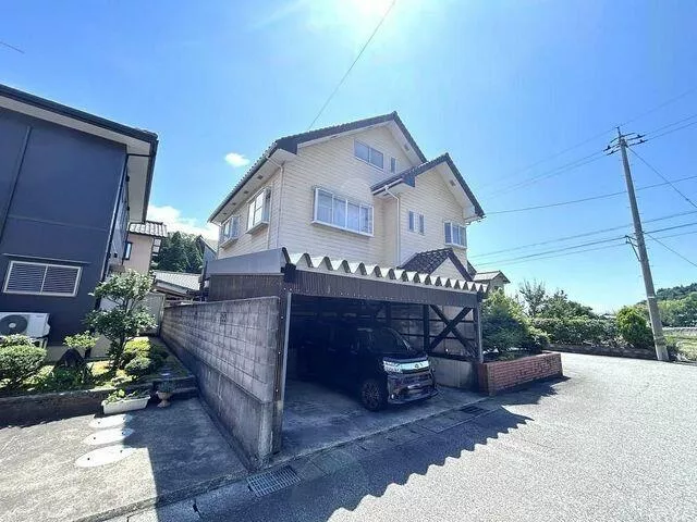 Fukui City, Shinoo Town (Ichijodani Station) 3-story building 6LDK