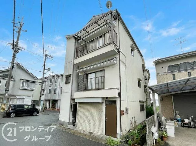 Kyoto City, Fushimi Ward, Yodokuwame Town (Yodo Station) 3-story 3SDK