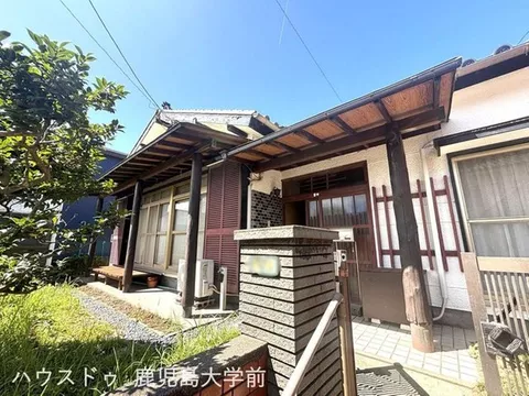 A spacious single-story house for families to live comfortably♪ A convenient living environment for commuting, schooling, and shopping☆