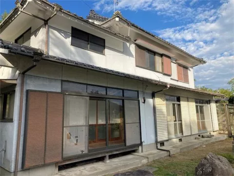 Usa City, Oaza Hashizu (Usa Station) 2-story building 7DK