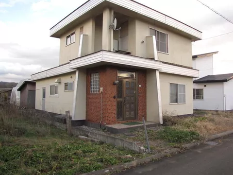 Engaru Town, Monbetsu District, Fukuro 1-chome (Engaru Station) 2-story 4LDK