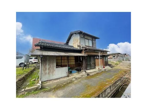 ■Convenient area for shopping! ■Bus stop is nearby!