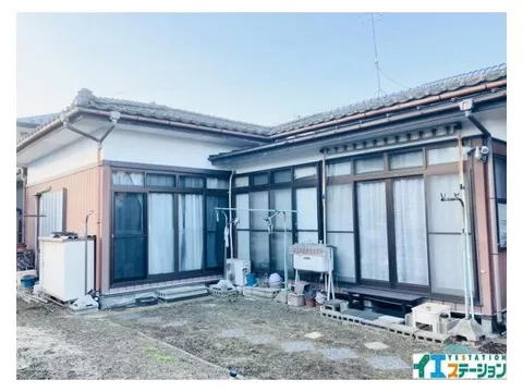 ◆A single-story house on a lot of over 100 tsubo. ◇About 3 kilometers by car from Furukawa IC