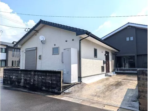 Okada (Kuroe Station) 4.8 million yen