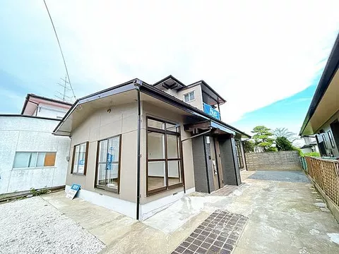 Used single-family home in Ohkawara Town, Shibata District, Higashihara Town