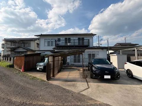 This is a riverside property. The south side is Sugawa, and no buildings will be constructed on the south side.