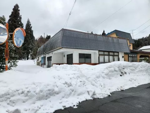 Okawahirai, Imabetsu Town, Higashi-Tsugaru District (Okawahirai Station) Single-story building 4DK