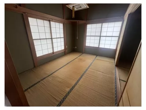 Oaza Shinjo, Hiraoka (Tsugaru-Shinjo Station) 5 million yen