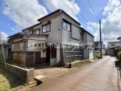 1 Showa Town (Takada Station) 1.2 million yen