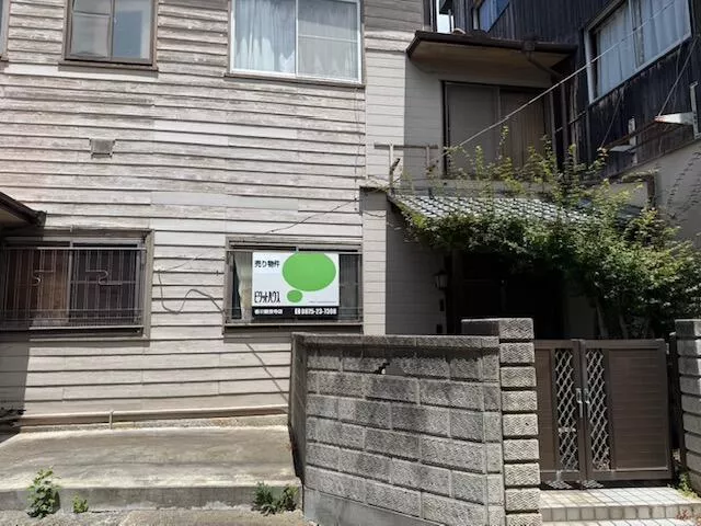 Mitoyo City, Takuma Town Ohama (Takuma Station) 3-story building 11DK