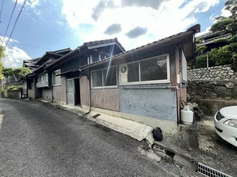 6DK two-story building in Hashitani, Hashimoto City (Miyuki Tsuji Station)
