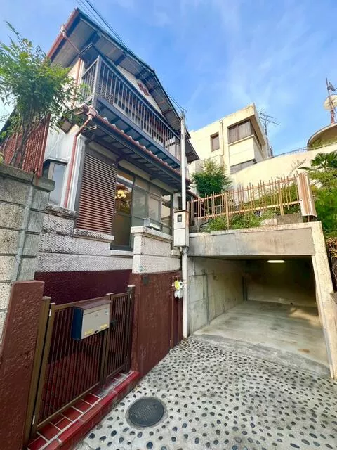 Nishinomiya City, Misakacho (Kurakuenguchi Station) 2-story building 5DK