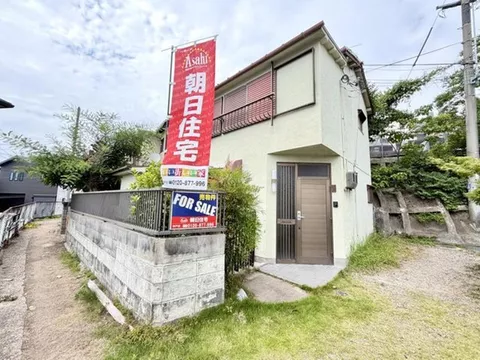 A calm living environment and convenient living facilities. A home where the family can live comfortably.
