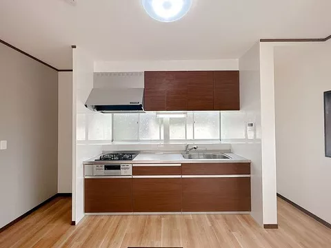 Used single-family home in Nakagifu City - Image 15