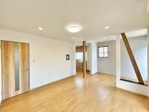 [Open House] [Renovation work completed] [New equipment replaced] Parking for 2 cars in parallel