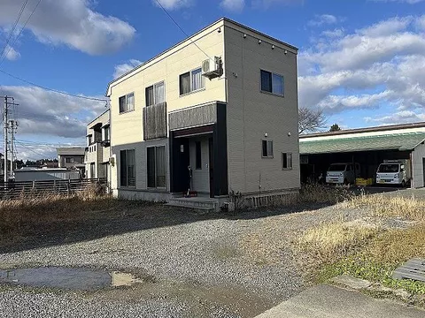 Used single-family home in Yonezawa City, Mansei Town, Ushimori