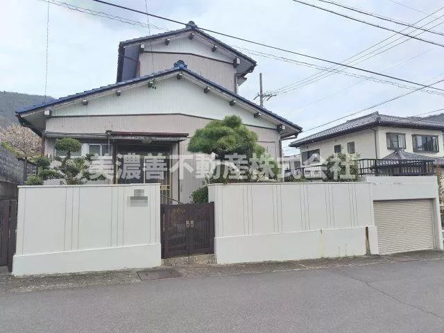 Gifu City, Hino Higashi 4-chome 2-story building 6DK