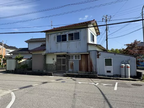 Nanao City, Mangyo 1-chome (Nanao Station) 2-story building 4K