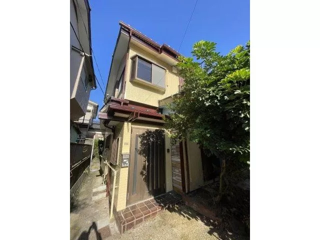 - Exemption from liability for contract defects - 3-minute walk to Takeyama Elementary School - Supermarket, pharmacy, convenience store