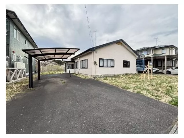 / Used single-story house in the Oirase Town Yokodai area! / Recommended single-story for families!